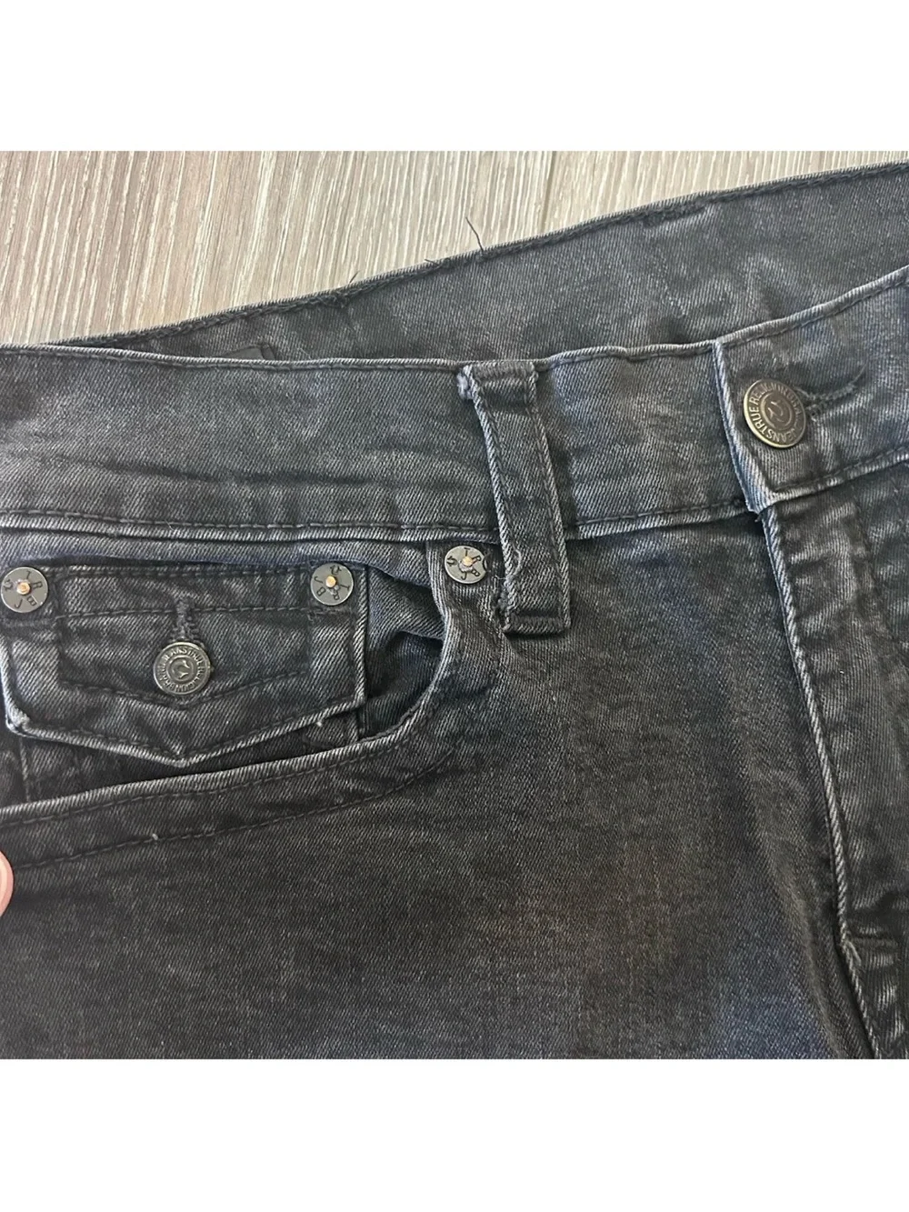 True Religion Jeans Mens 34x32 Black Rocco Relaxed Skinny Five Pocket Flaps